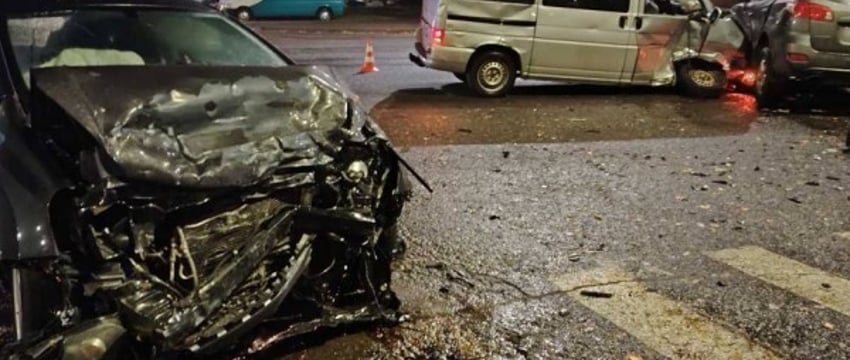 В Барановичах произошло жесткое ДТП с участием трех авто