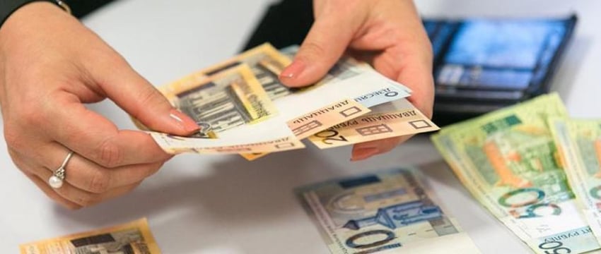 Эксперты объяснили рост зарплат в частном секторе Беларуси