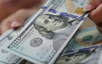 Доллар и евро снова сдали позиции в Беларуси. На сколько и какого курса ждать дальше?