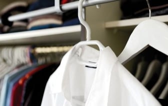 Жительница Барановичей воровала люксовые вещи в секонд-хенде