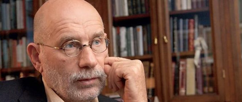 Писатель Акунин заочно арестован в России