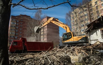 Совмин потребовал провести «реновацию» непригодных для проживания домов в Беларуси. Что это значит? — Официально