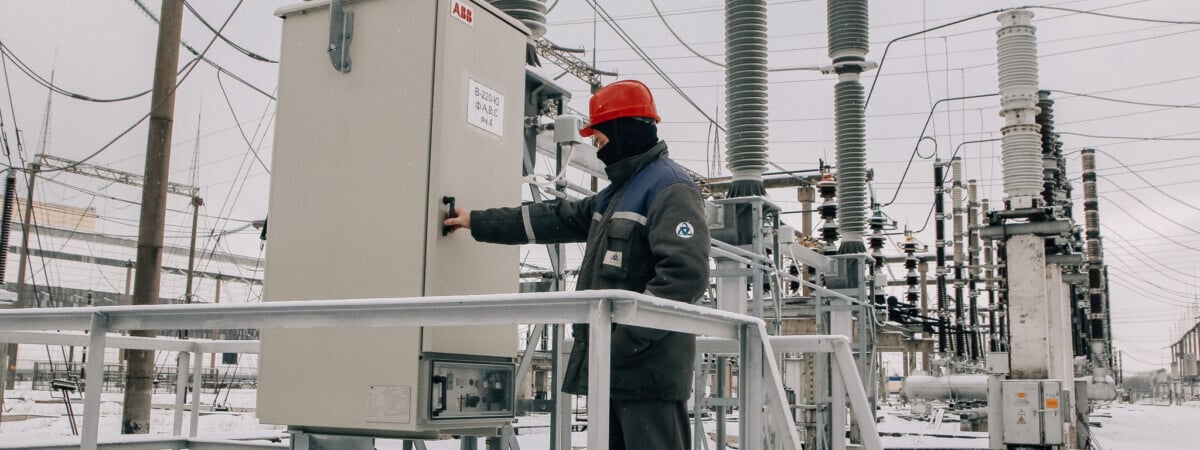 В Кобрине развернули оперативный штаб по преодолению аварии на подстанции