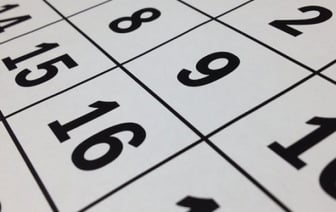 Продлят ли отпуск за свой счет, если один из его дней выпадает на 8 марта?