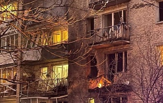 На дом в Санкт-Петербурге упал беспилотник