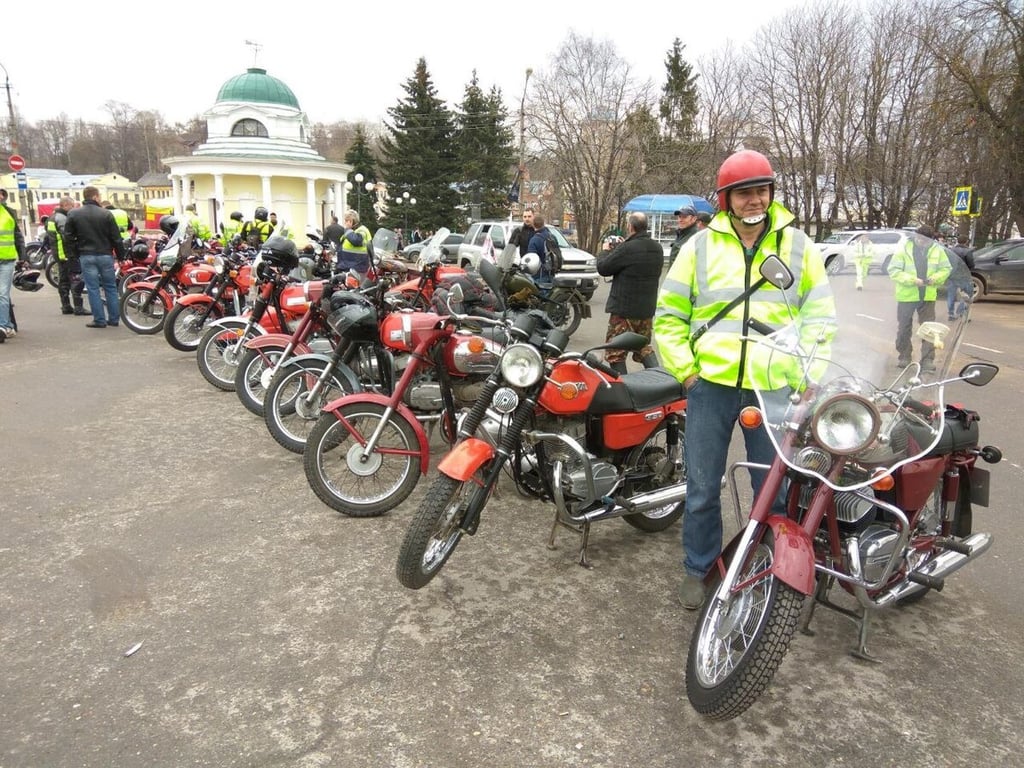 Однажды доехал до Мурманска! Белорус ежегодно путешествует на 50-летнем Jawa 350