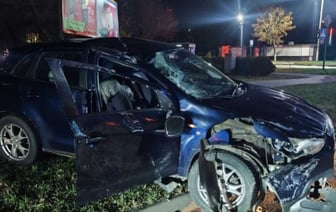 Перестроение обернулось аварией: три автомобиля столкнулись в Пинске