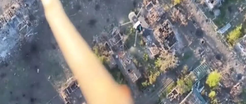 Видео: Как беспилотник "Особого назначения" Украины сбил российский беспилотник