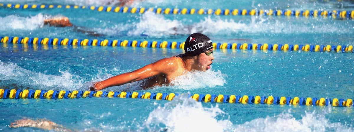 Белорусский пловец Бокий взял четвертое золото на Паралимпиаде в Париже — Видео