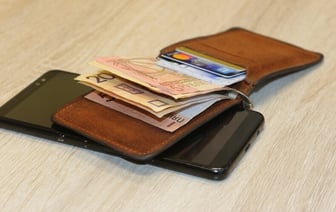 Пенсионерка спасена от мошенников благодаря сотруднице банка