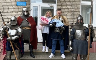 Необычная выписка из роддома в Барановичах —  вирусное видео покорило TikTok