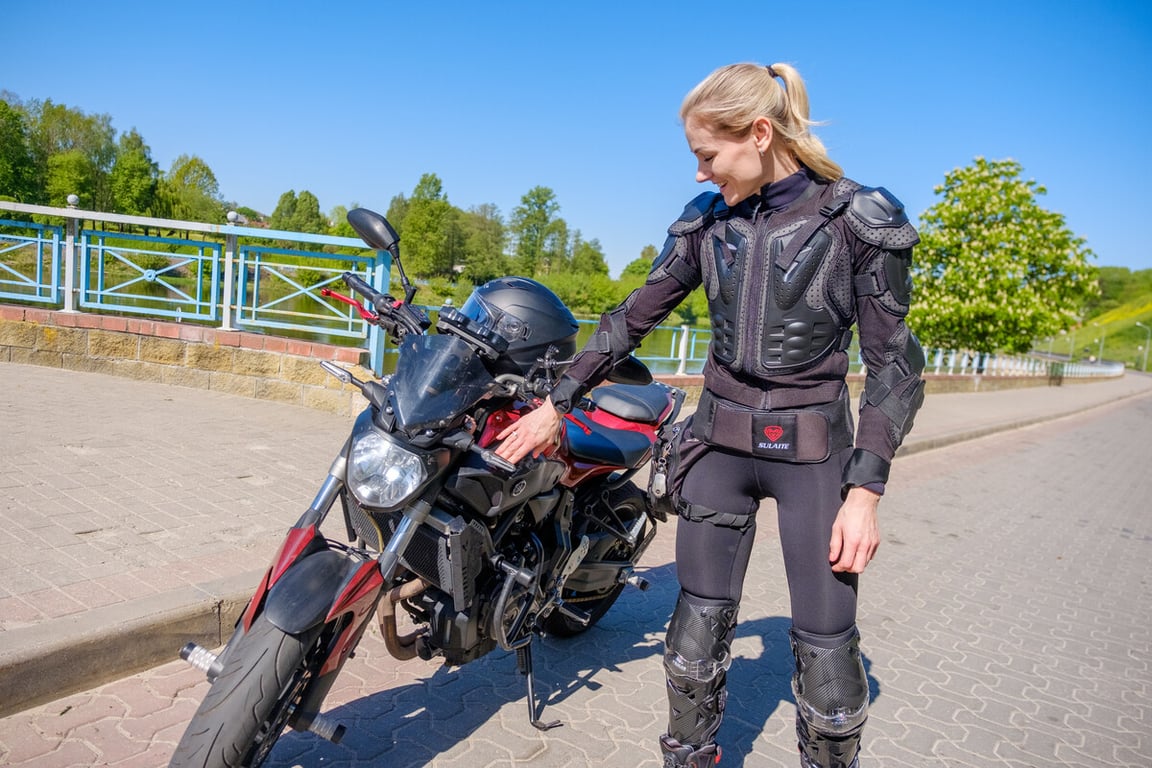 Белоруска рассказала об опыте езды на Yamaha FZ-07