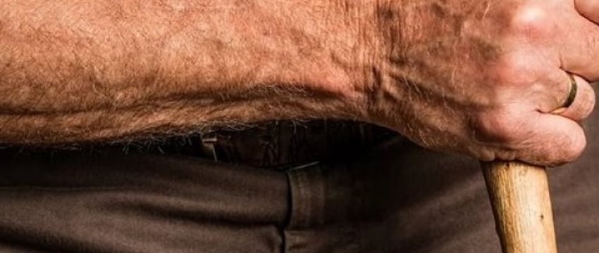 «Получаю пенсию раз в квартал». Поговорили с пенсионерами, которым «не капает» денюжка каждый месяц