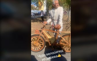 «Семь лет делал» — В Жлобине ремесленник показал деревянный велосипед — Видео