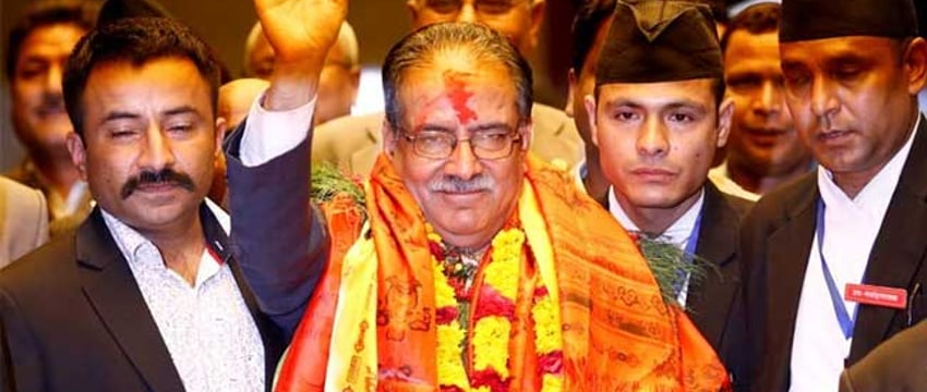 "Прачанда": лидер непальских маоистов, ставший премьер-министром, был смещен союзником.