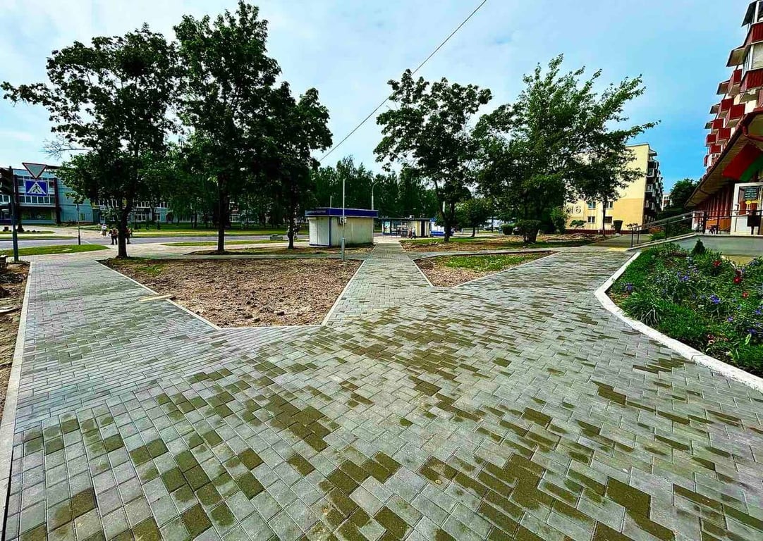 В Бресте активно идет благоустройство дворовых территорий