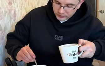 Как белорусам питаться на 4 рубля в день? Тиктокер предложил вариант завтрака, обеда и ужина — Видео