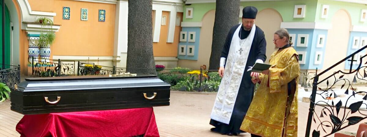 «Сколько стоит рай?» – Девушка пожаловалась на дороговизну отпевания в церкви. Мнения белорусов разделились — Видео