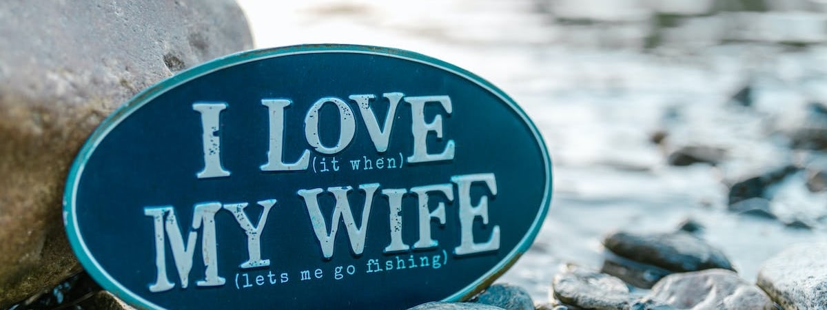 Мошенники прислали минчанке сообщение от имени «Белпочты» и сняли с карточки 4000 рублей