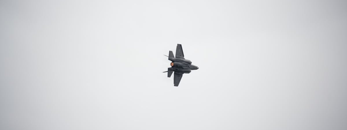 Планы поставок новых российских самолетов сокращаются