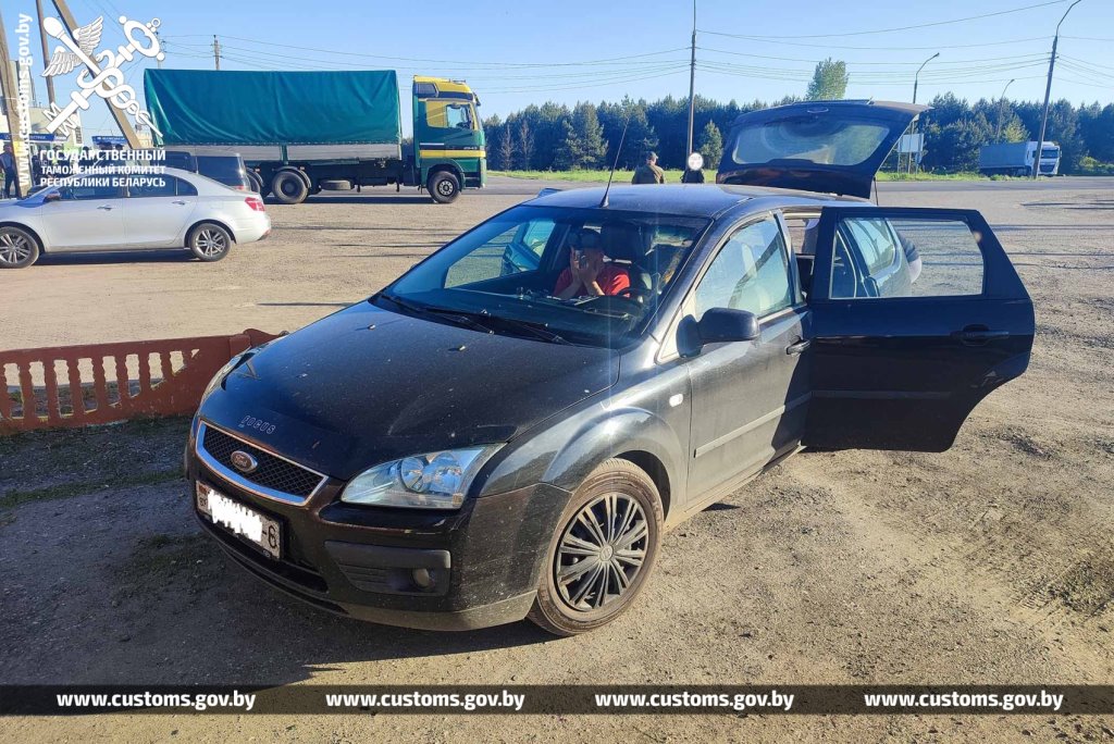 Белорусские таможенники пресекли контрабандную поставку спирта из России