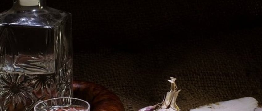 В Беларуси можно легально делать самогон только в некоторых местах. Запомните их