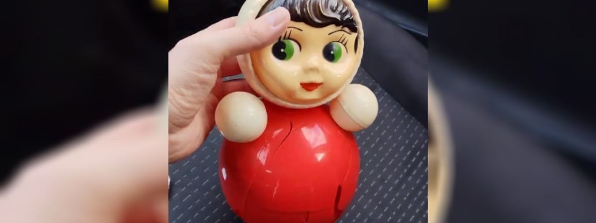 «Воспоминания разблокированы» — Блогер показал, как устроена изнутри советская неваляшка — Видео