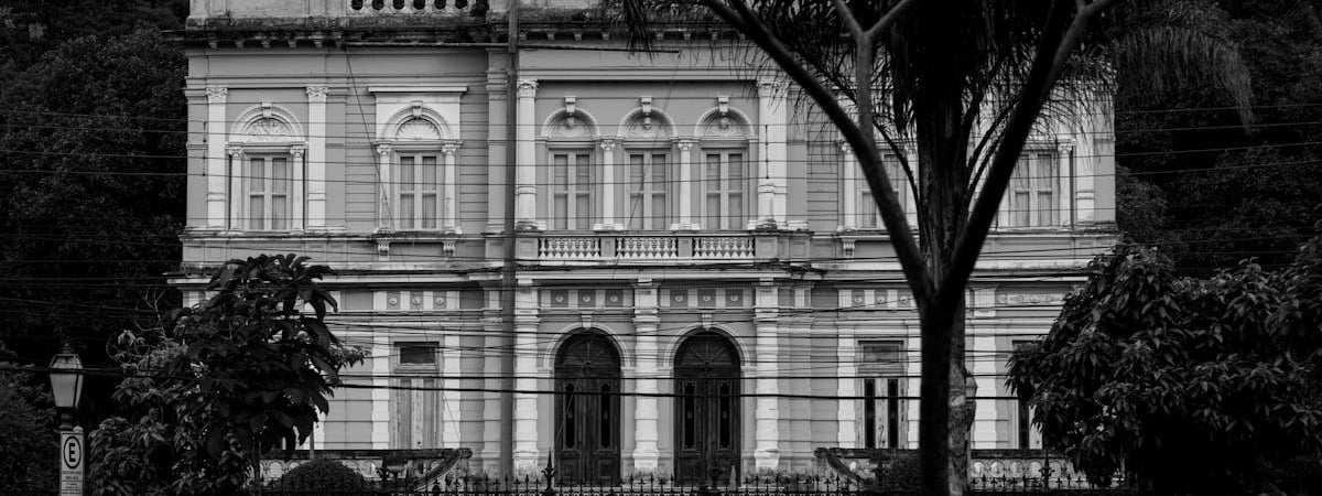 «Особенно этих дармоедов» — Лукашенко поручил привлечь к ликвидации последствий урагана «политзаключённых»