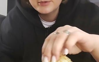 «Смаката!» – Рецепт белорусского блюда набрал миллион в ТикТоке и вызвал жаркую дискуссию. И это не драники — Видео