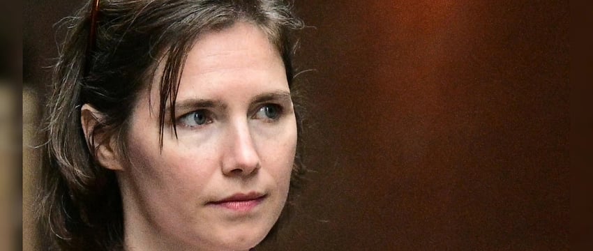 Аманда Нокс снова предстала перед судом по делу о клевете, связанном с убийством соседки по комнате.