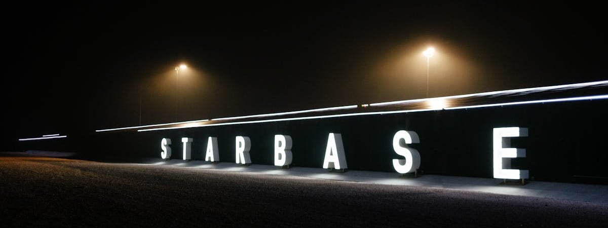 SpaceX вывела на орбиту еще 21 спутник Starlink