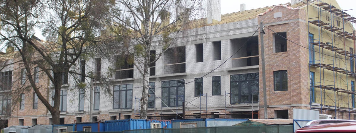 Фотофакт. Посмотрите, как строят элитный жилой комплекс в центре Гродно