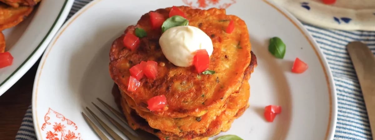 Почему белорусам стоит приготовить томатные драники? Этот божественный рецепт удивит семью и гостей