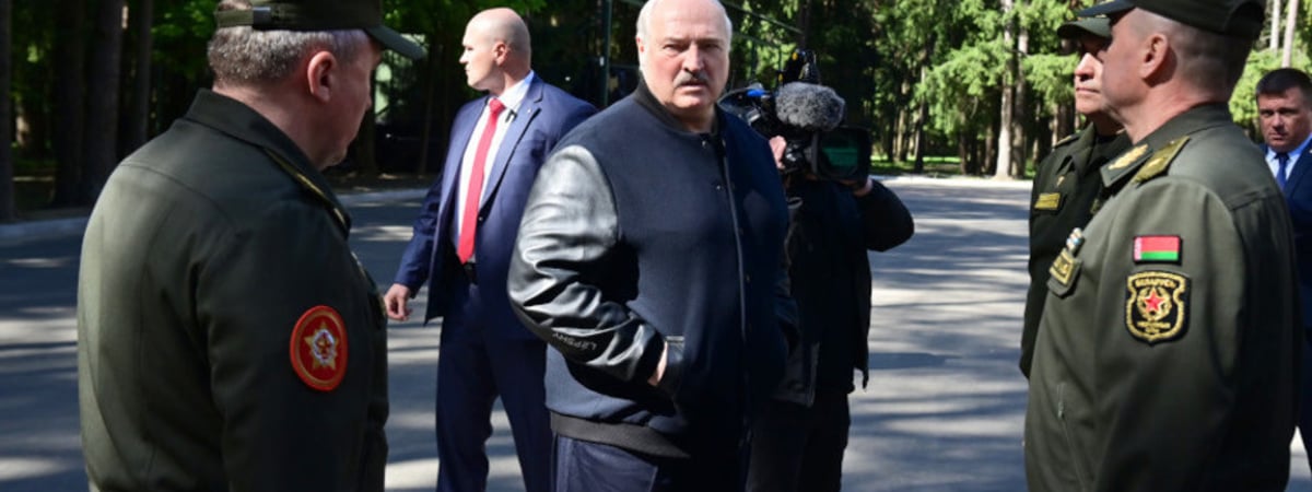 Лукашенко похвалил военных за работу в центральном командном пункте