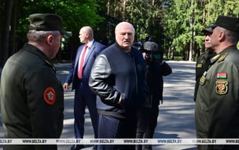 Лукашенко похвалил военных за работу в центральном командном пункте