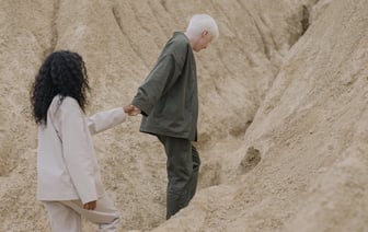 Поставки Tesla впервые падают второй квартал подряд