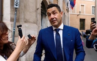Вызов Макрону: итальянский министр предложил президенту Франции отправиться на войну в Украину