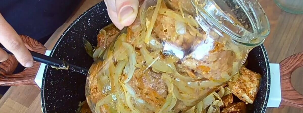 Как закатать на зиму мясо? Эти консервы получатся вкуснее магазинных — Полезно