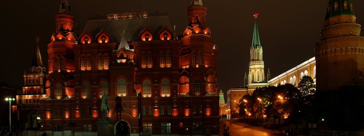 Российские чиновники пересели на отечественные авто