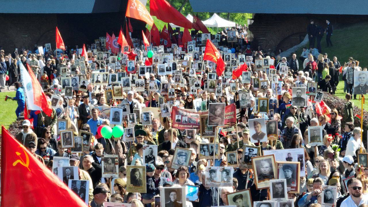 Около 60 тыс. человек приняли участие в митинге в Брестской крепости