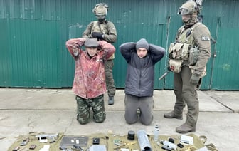 В КГБ показали задержанных на границе с Беларусью в ходе «чекистской военной операции» — Фото