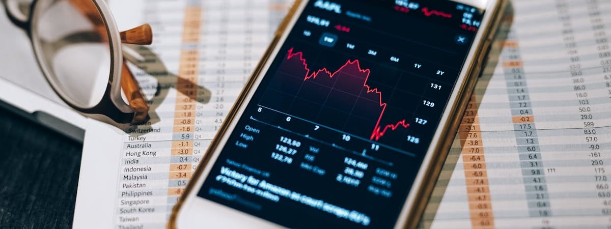 МАРТ "прошерстит" магазины после введения запрета на торговлю пиротехникой