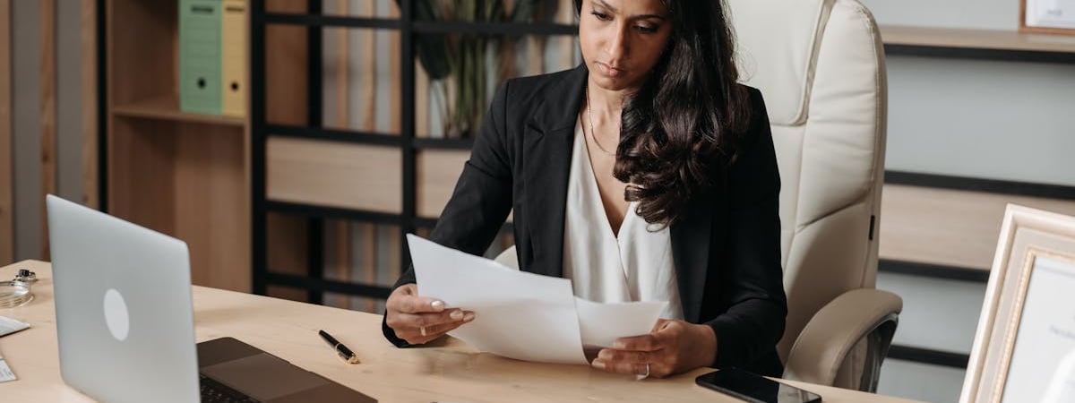 Лукашенко подписал закон, по которому в армию смогут призывать по СМС