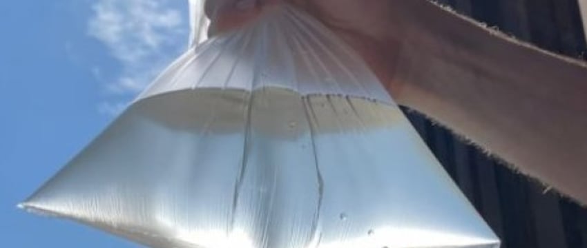 Подростки осуждены за хулиганство с пакетами воды