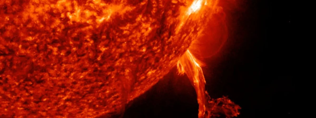 Ученые зафиксировали мощную вспышку на солнце
