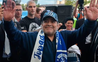 В Аргентине начался суд над медиками Диего Марадоны. Их обвинили в непредумышленном убийстве легенды