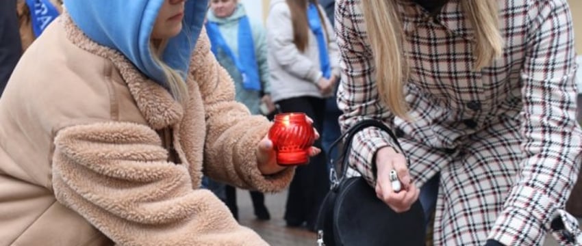 Жители Бреста почтили память погибших в теракте в «Крокус сити холл»