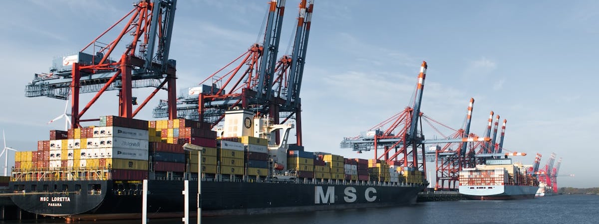 Иран запретил ввоз и продажу мобильных телефонов Motorola