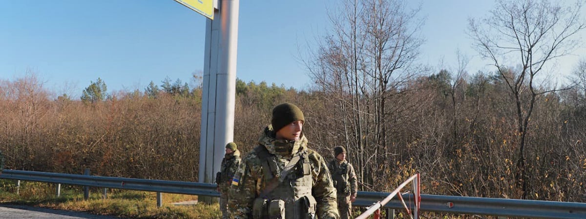 «Не надо лезть к нам» — Хренин заявил о «провокациях и устрашениях» на границе с Украиной