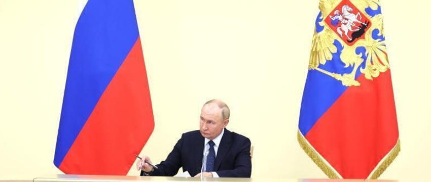 Путин назвал атаку ВСУ на Курскую область масштабной провокацией